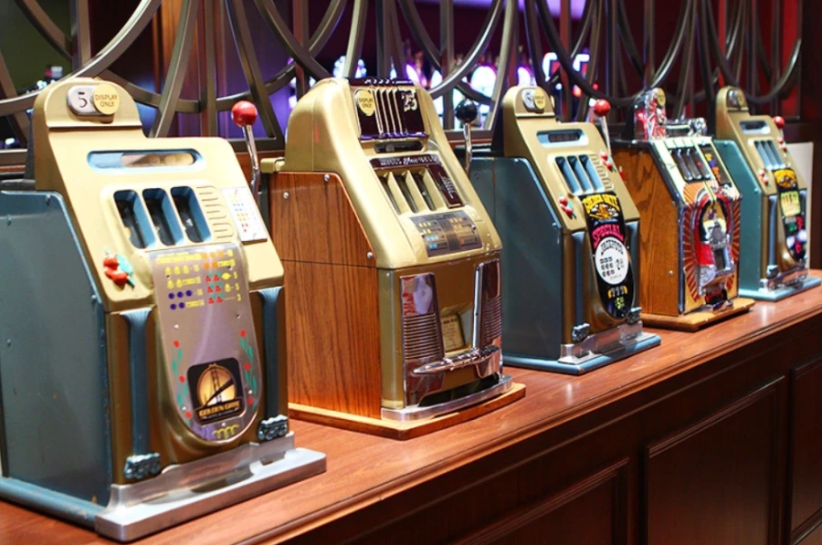 Slot Games: Tracing the History from Liberty Bell to Online Excitement